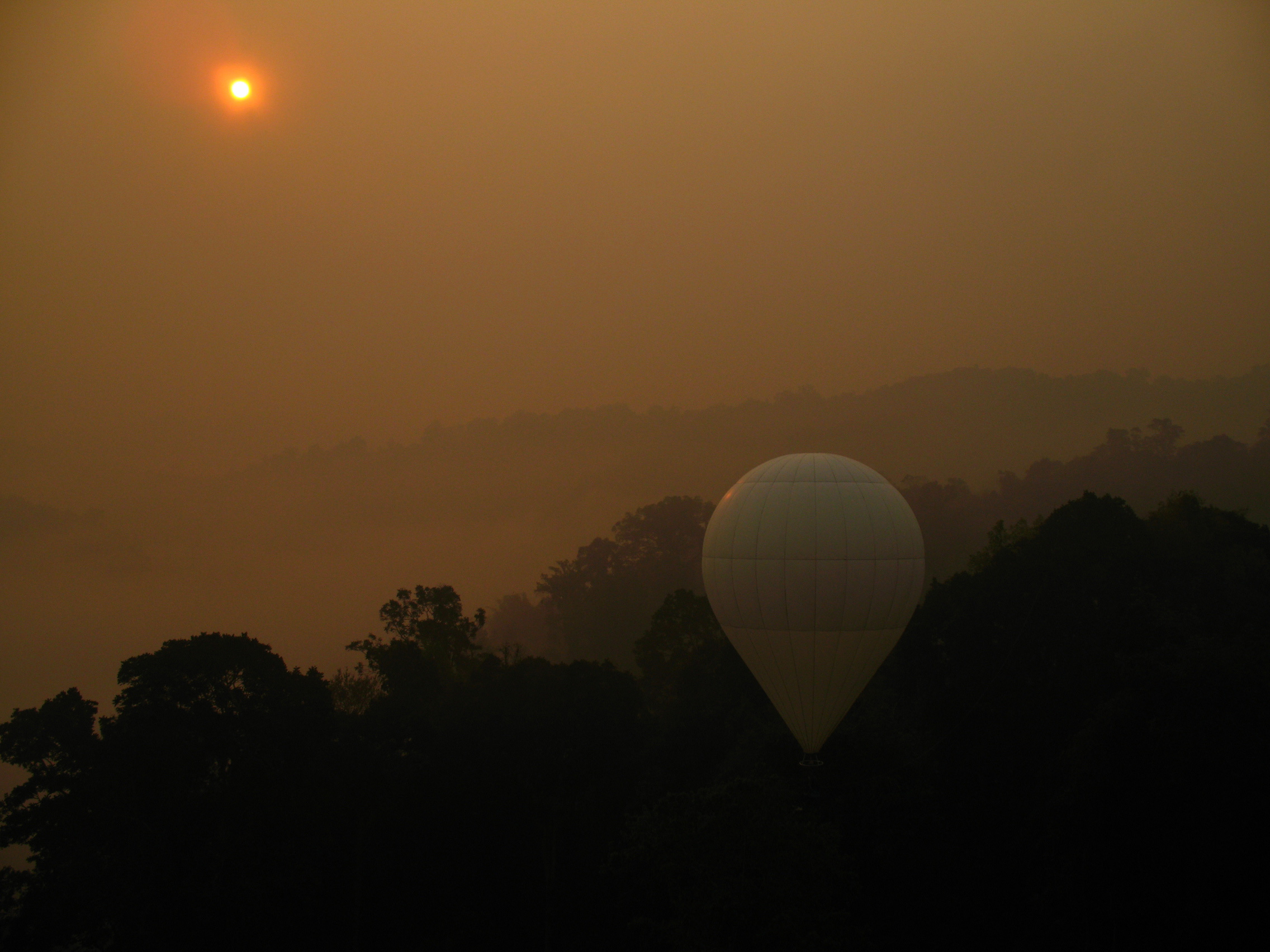 Laos  SCIENTIFIC TOOLS      Canopy Bubble      Photos