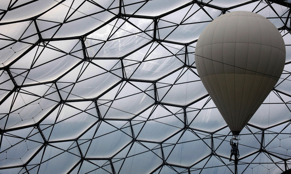 Eden-Project SCIENTIFIC TOOLS      Canopy Bubble      Vidéos